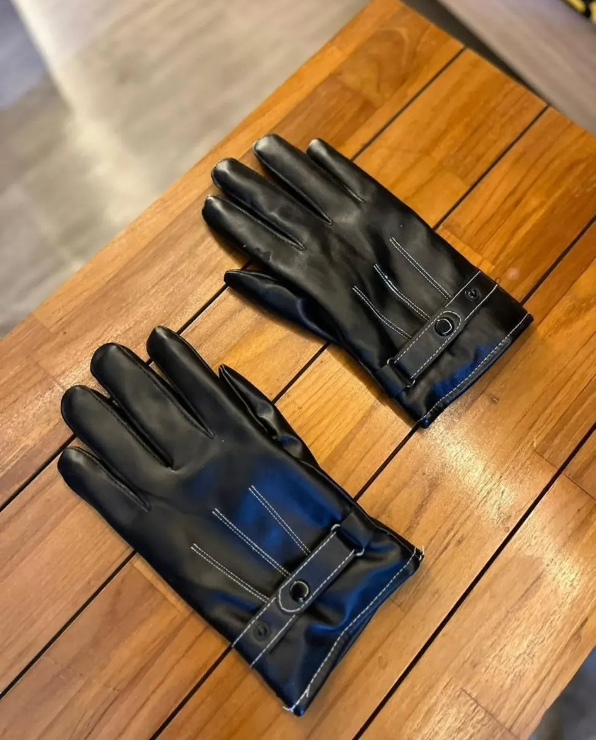 Classic Black Leather Gloves