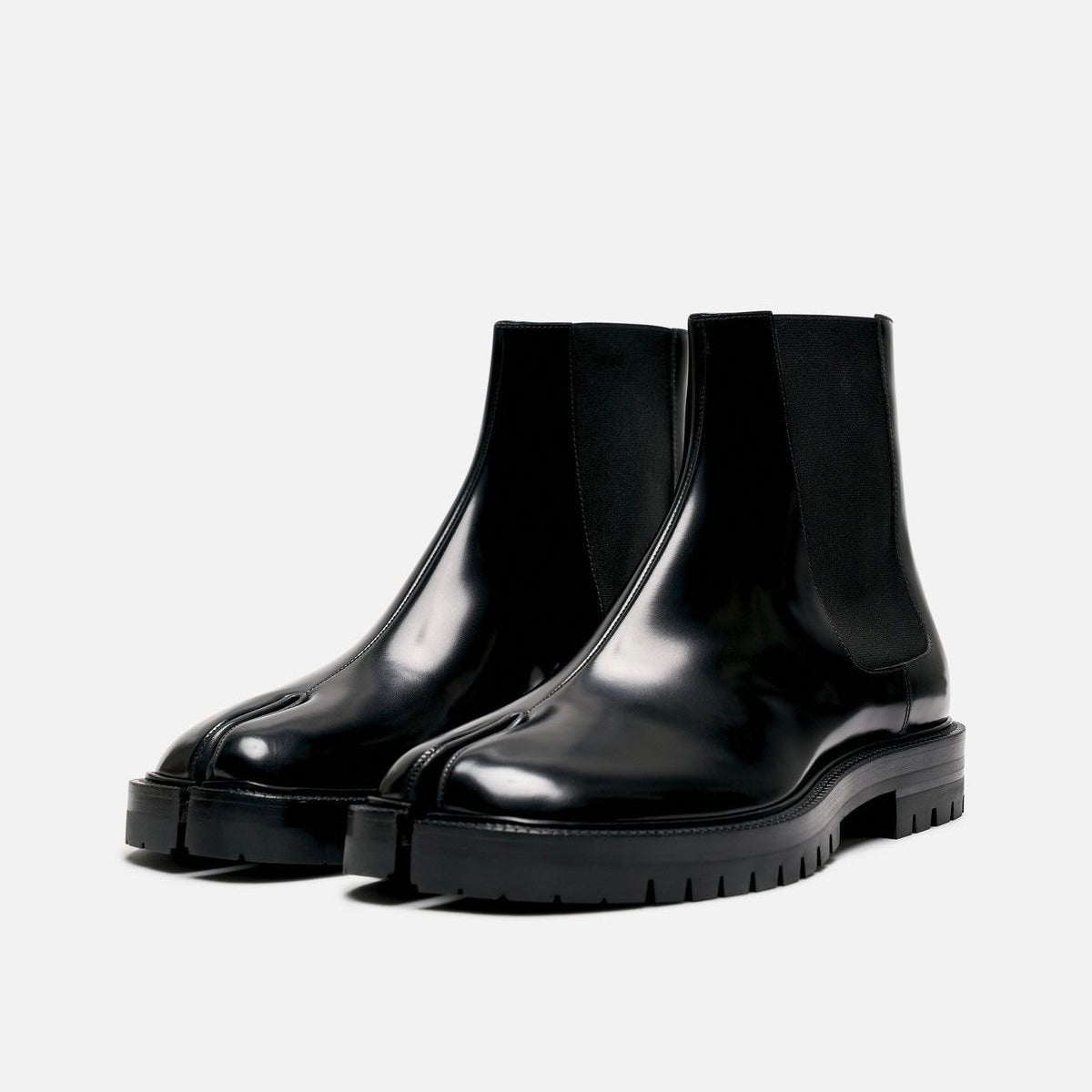 MAO Split-Toe Black Leather Tabi Chelsea Boots